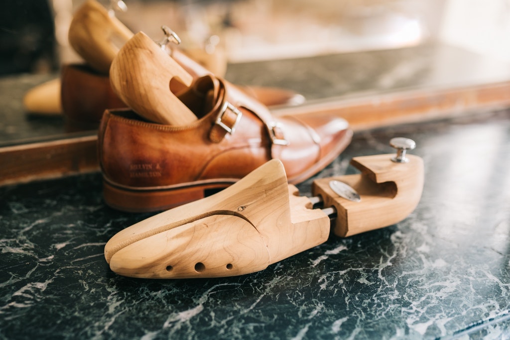 Het belang van schoenspanners: Onmisbaar als je om je schoenen geeft