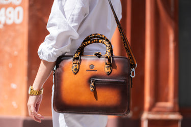 Leren crossbody tas Melvin & Hamilton